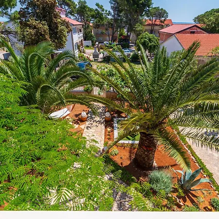 Apartment Kod Lovrica *