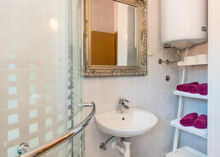 Kod Lovrica Apartment