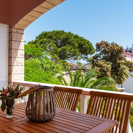 Apartment Kod Lovrica Vir