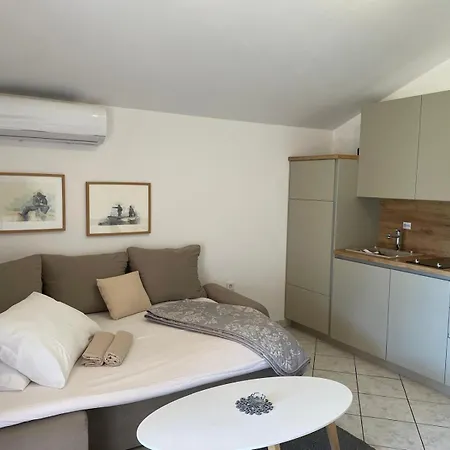 Apartament Kod Lovrica Vir